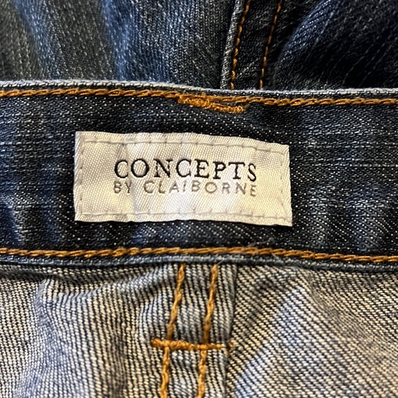 Concepts by Claiborne men’s jeans. Size 36/34. Good condition. - Picture 6 of 6